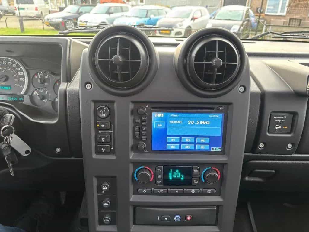 Hummer H2 6.0 V8 2006 55.000 KM top zustand Youngtimer 08/2006-photo-16