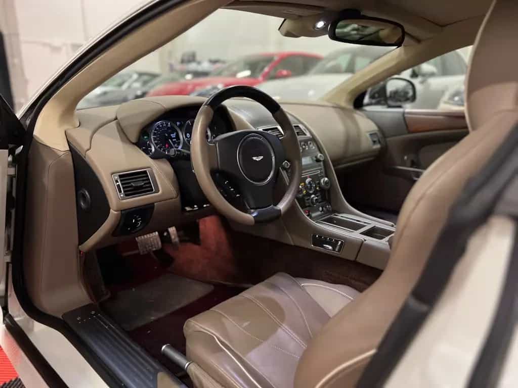 Aston Martin DB9 5.9 V12 *CARBON EDITION* 06/2015-photo-13