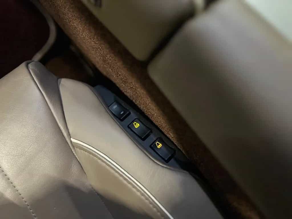 Aston Martin DB9 5.9 V12 *CARBON EDITION* 06/2015-photo-15