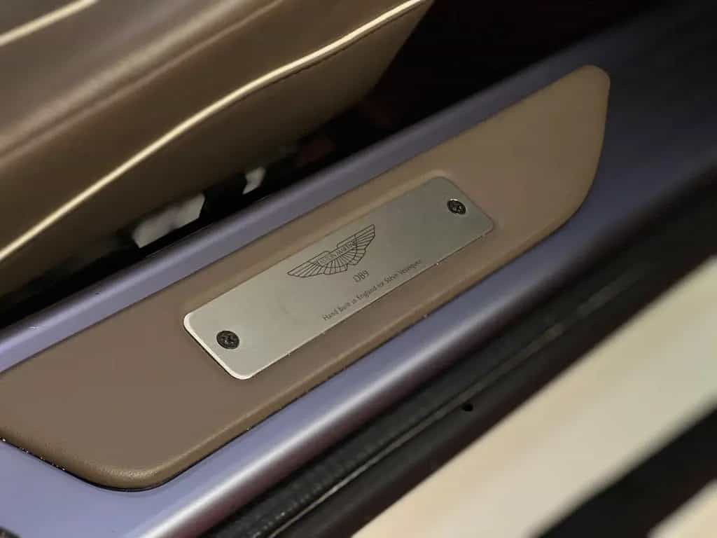 Aston Martin DB9 5.9 V12 *CARBON EDITION* 06/2015-photo-29