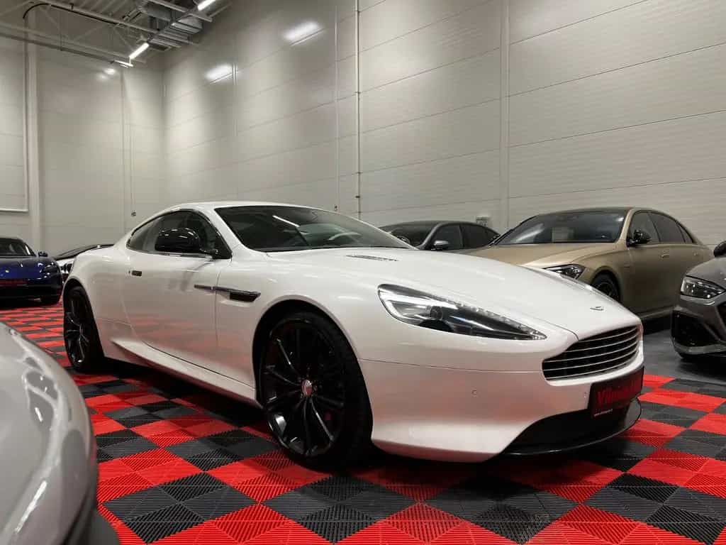 Aston Martin DB9 5.9 V12 *CARBON EDITION* 06/2015-photo-3