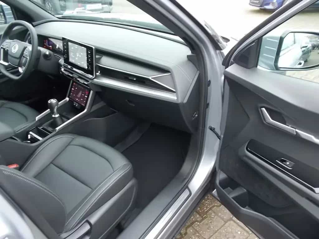 Ssangyong Torres Quartz, Alu18", Navi, Sitzheiz., Keyless 01/2025-photo-28