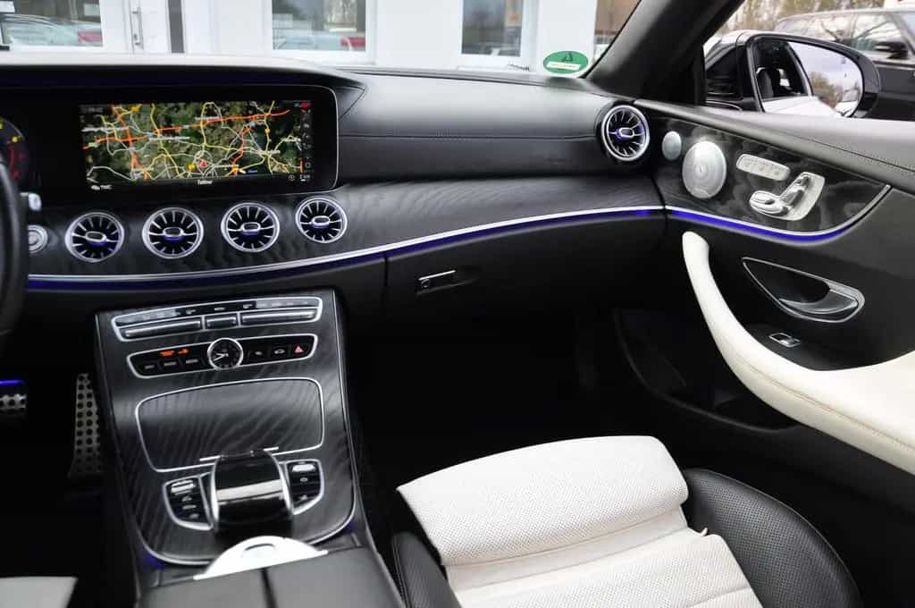 Mercedes-Benz E 450 4M Cabrio 9G AMG/NIGHT/HUD/360°/BURMESTER 08/2019-photo-25