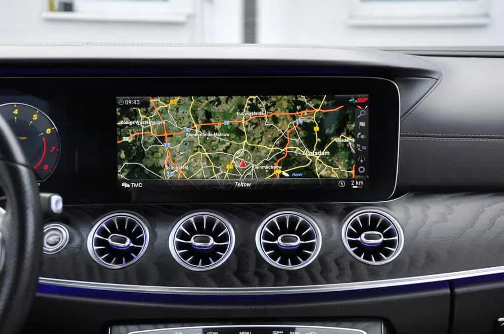 Mercedes-Benz E 450 4M Cabrio 9G AMG/NIGHT/HUD/360°/BURMESTER 08/2019-photo-28