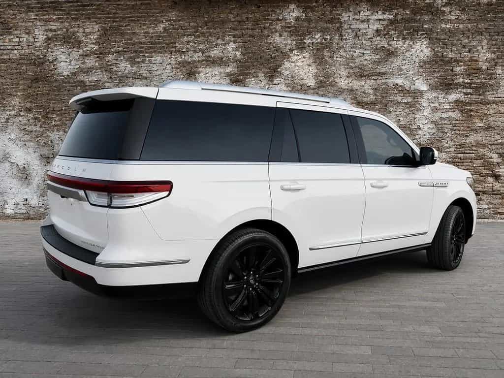 Lincoln Navigator Reserve 4x4 NEU-VOLL null-photo-9