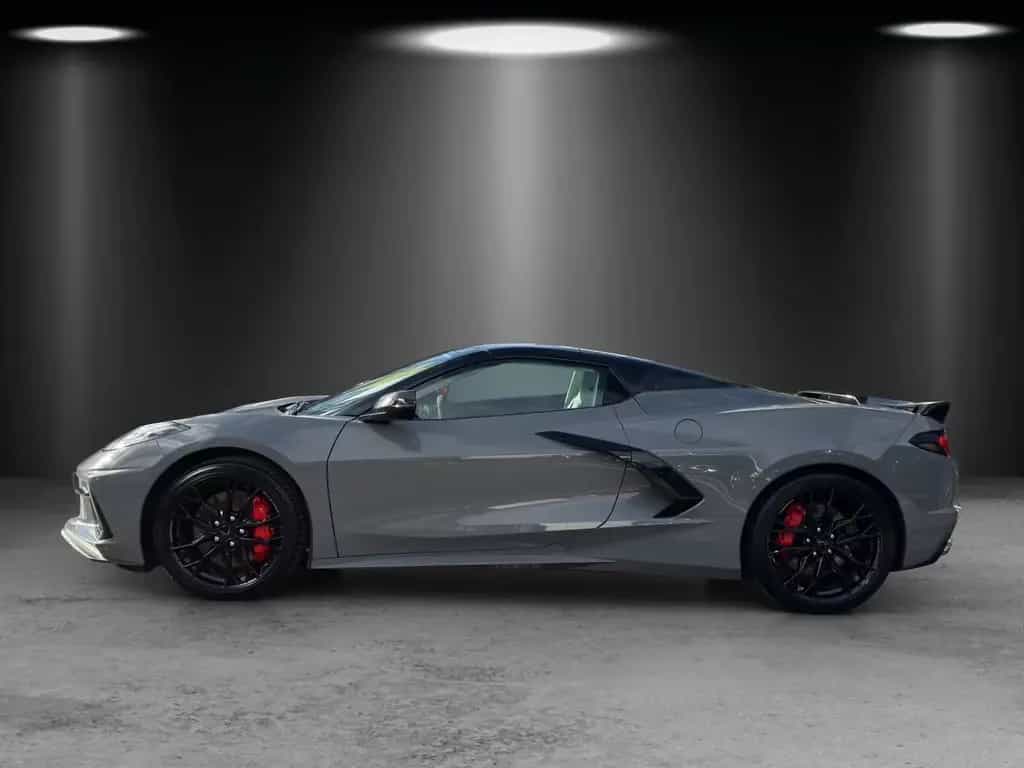 Corvette C8 Cabrio 3LT MY 2024 FRONTLIFT/MAGNETIC RIDE/EU 08/2025-photo-1