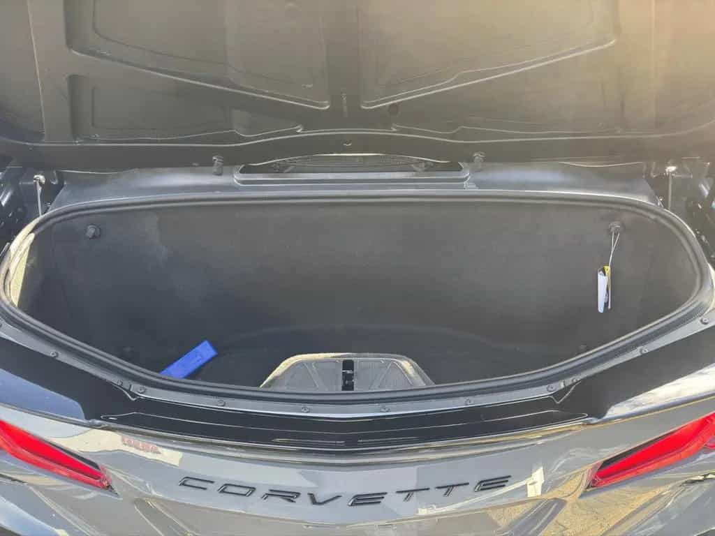 Corvette C8 Cabrio 3LT MY 2024 FRONTLIFT/MAGNETIC RIDE/EU 08/2025-photo-11
