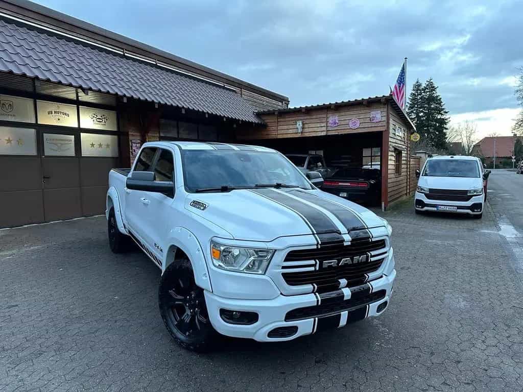 Dodge RAM 5,7 V8*AHK*NAVI*LED*LIFT*OFFROAD*SERVICE NEU 11/2020-photo-10