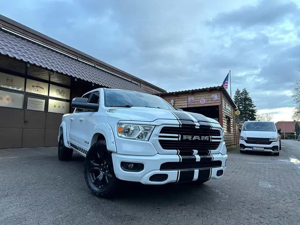 Dodge RAM 5,7 V8*AHK*NAVI*LED*LIFT*OFFROAD*SERVICE NEU 11/2020-photo-11