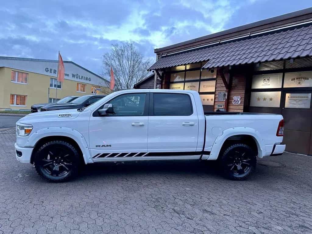 Dodge RAM 5,7 V8*AHK*NAVI*LED*LIFT*OFFROAD*SERVICE NEU 11/2020-photo-26
