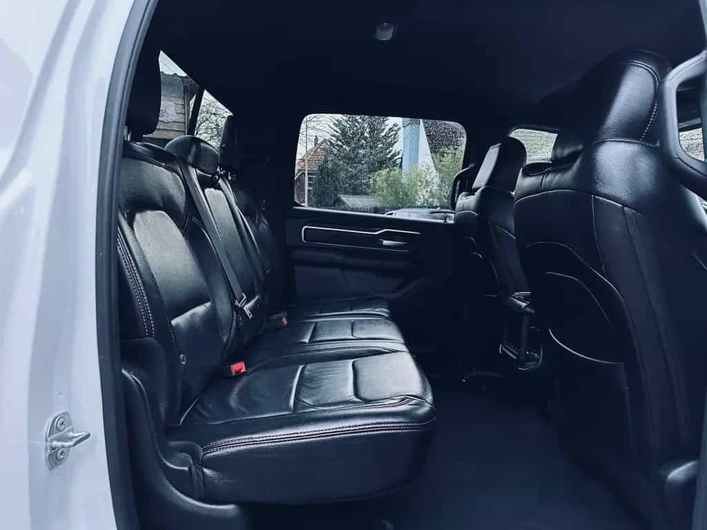 Dodge RAM 5,7 V8*AHK*NAVI*LED*LIFT*OFFROAD*SERVICE NEU 11/2020-photo-37