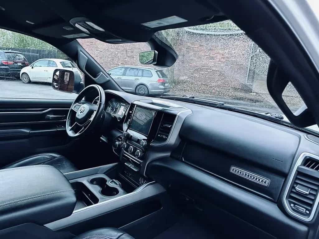 Dodge RAM 5,7 V8*AHK*NAVI*LED*LIFT*OFFROAD*SERVICE NEU 11/2020-photo-42