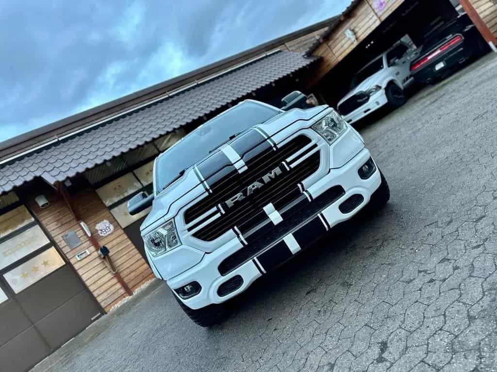 Dodge RAM 5,7 V8*AHK*NAVI*LED*LIFT*OFFROAD*SERVICE NEU 11/2020-photo-8