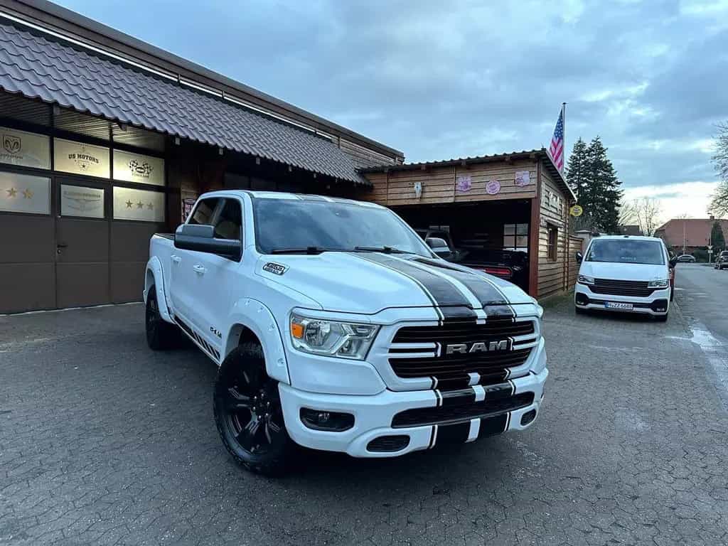 Dodge RAM 5,7 V8*AHK*NAVI*LED*LIFT*OFFROAD*SERVICE NEU 11/2020-photo-9