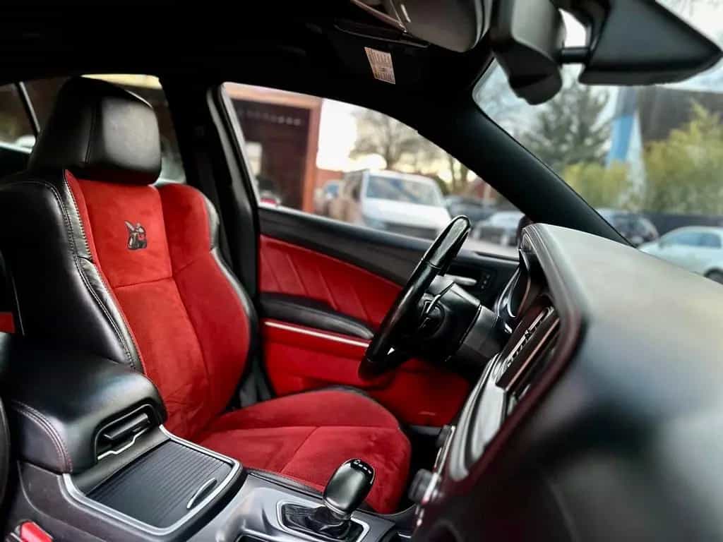 Dodge Charger SRT*6,4*V8*BREMBO*STERNHIMMEL*NAVI*LED*GARANTIE* 05/2020-photo-39