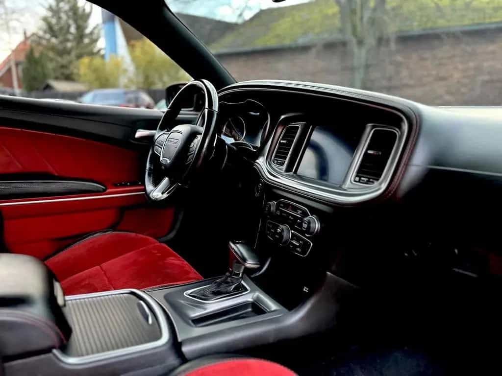 Dodge Charger SRT*6,4*V8*BREMBO*STERNHIMMEL*NAVI*LED*GARANTIE* 05/2020-photo-47