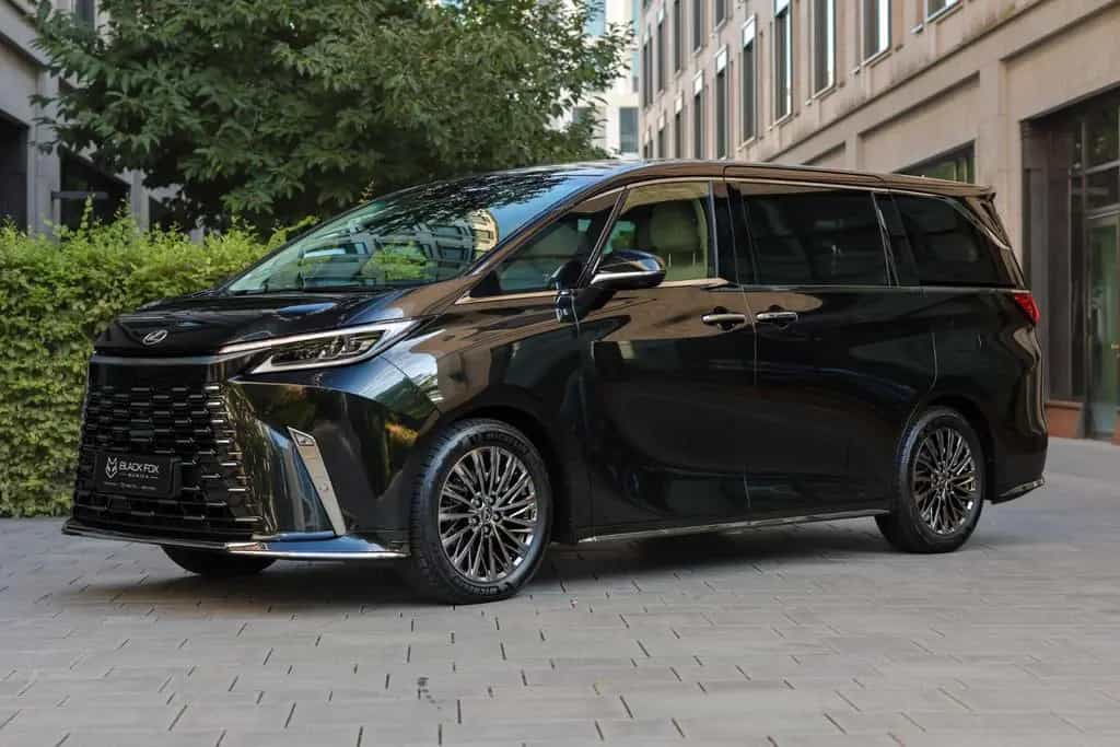 Lexus LM 350h Luxury AWD | 4-Sitzer null-photo-0
