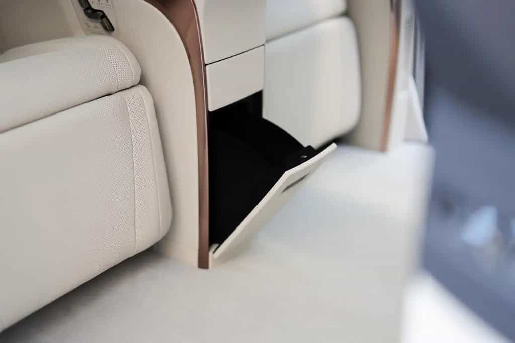Lexus LM 350h Luxury AWD | 4-Sitzer null-photo-17