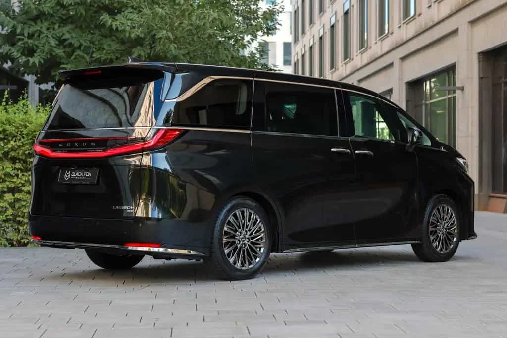 Lexus LM 350h Luxury AWD | 4-Sitzer null-photo-4