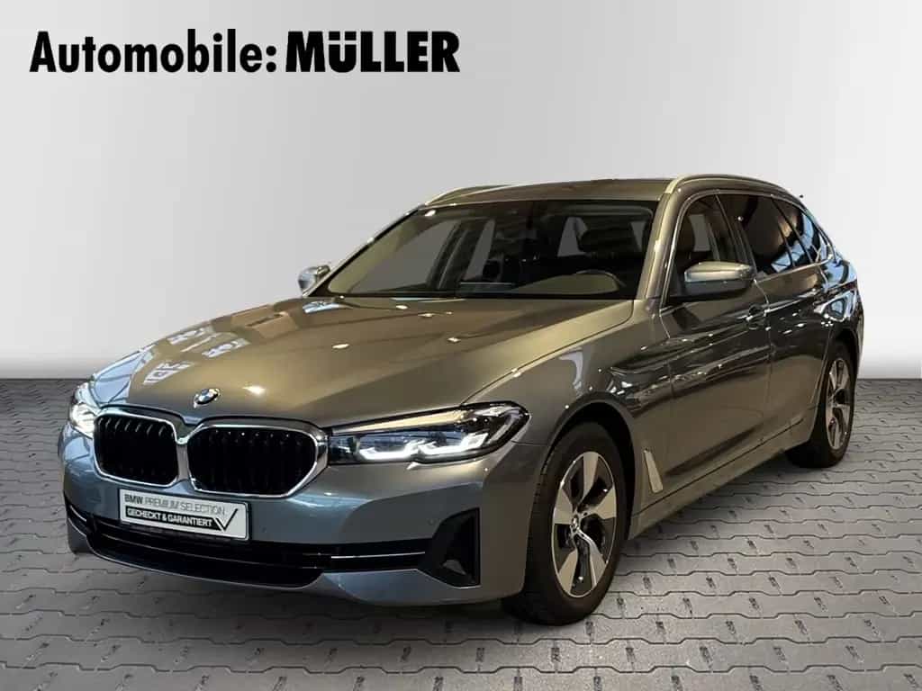 BMW 5 Series 520 d xDrive Touring Park-Assistent+DAB+LED+ 10/2020-photo-0