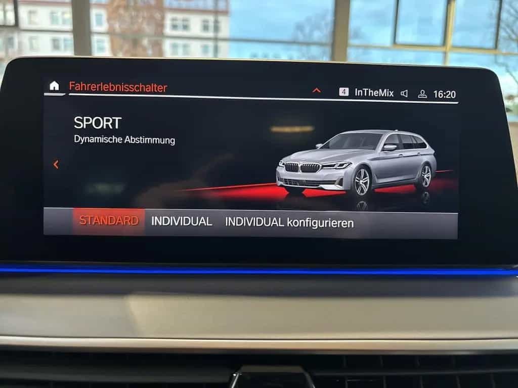 BMW 5 Series 520 d xDrive Touring Park-Assistent+DAB+LED+ 10/2020-photo-20