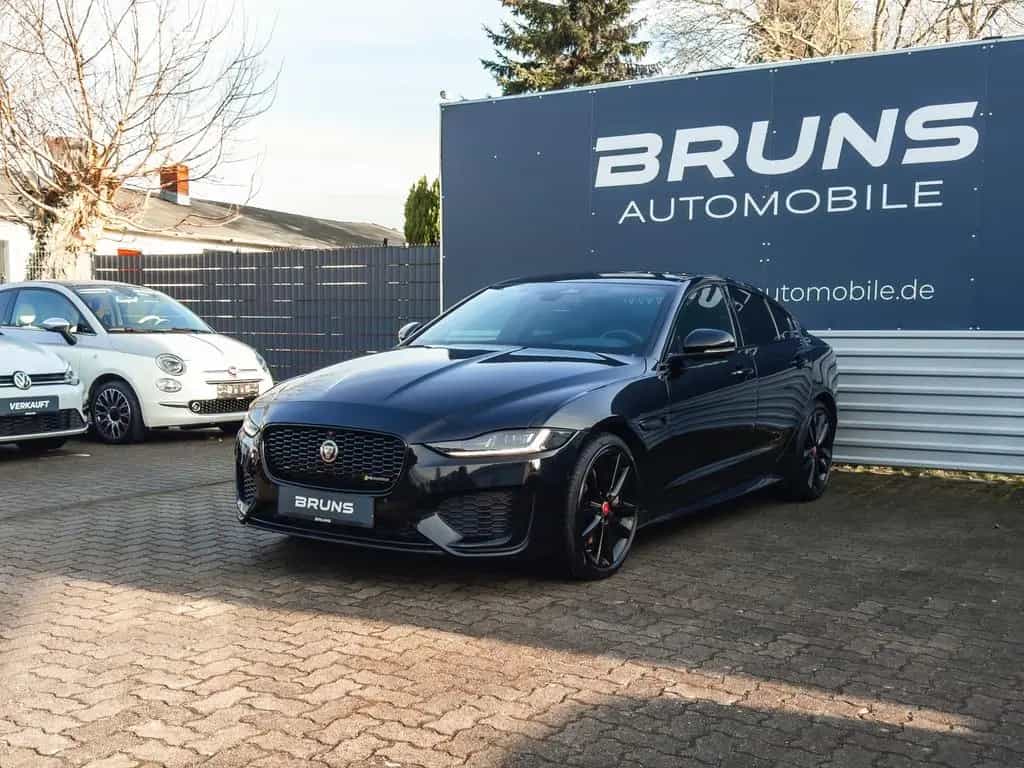 Jaguar XE D200 R-Dynamic S AWD LED DAB 360 Kamera Leder 07/2021-photo-17