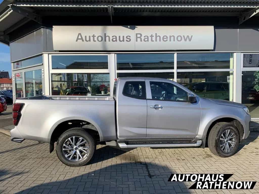 Isuzu D-Max Space Cab Allrad LSE Automatik Leder digit null-photo-3
