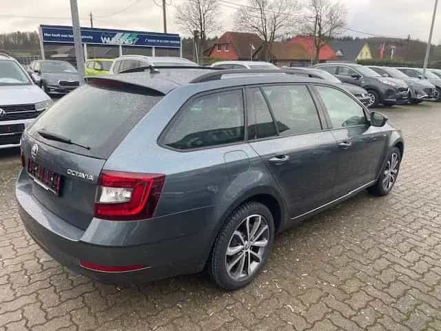 Skoda Octavia 1.5 TSI Kombi Soleil Navi RFK 6-Gang 12/2019-photo-4