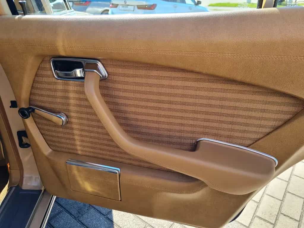 Mercedes-Benz S 280 280 S 1. FAMILIEN-HAND ORIGINAL KILOMETER 05/1975-photo-23