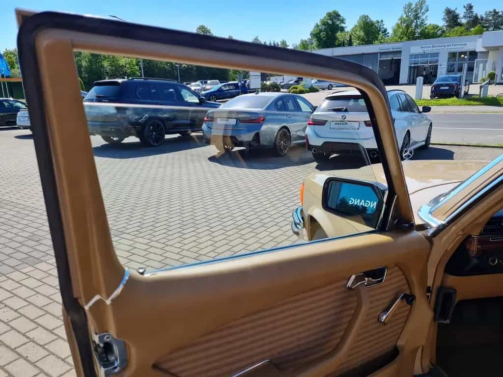 Mercedes-Benz S 280 280 S 1. FAMILIEN-HAND ORIGINAL KILOMETER 05/1975-photo-28