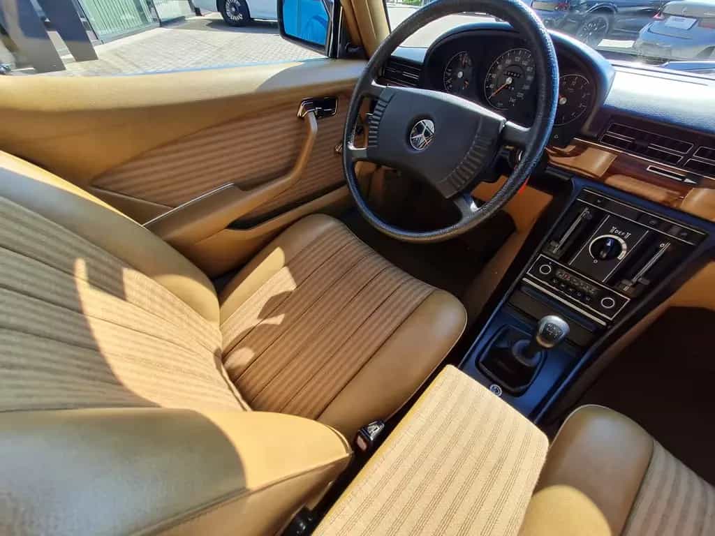 Mercedes-Benz S 280 280 S 1. FAMILIEN-HAND ORIGINAL KILOMETER 05/1975-photo-29