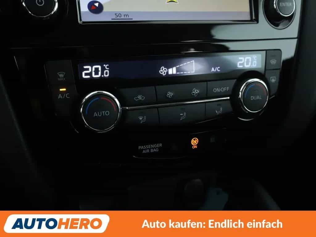 Nissan Qashqai 1.2 N-Connecta Aut*NAVI*TEMPO*360°CAM* 10/2016-photo-12