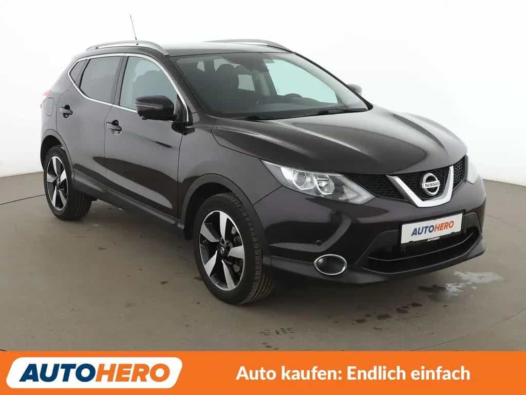 Nissan Qashqai 1.2 N-Connecta Aut*NAVI*TEMPO*360°CAM* 10/2016-photo-4