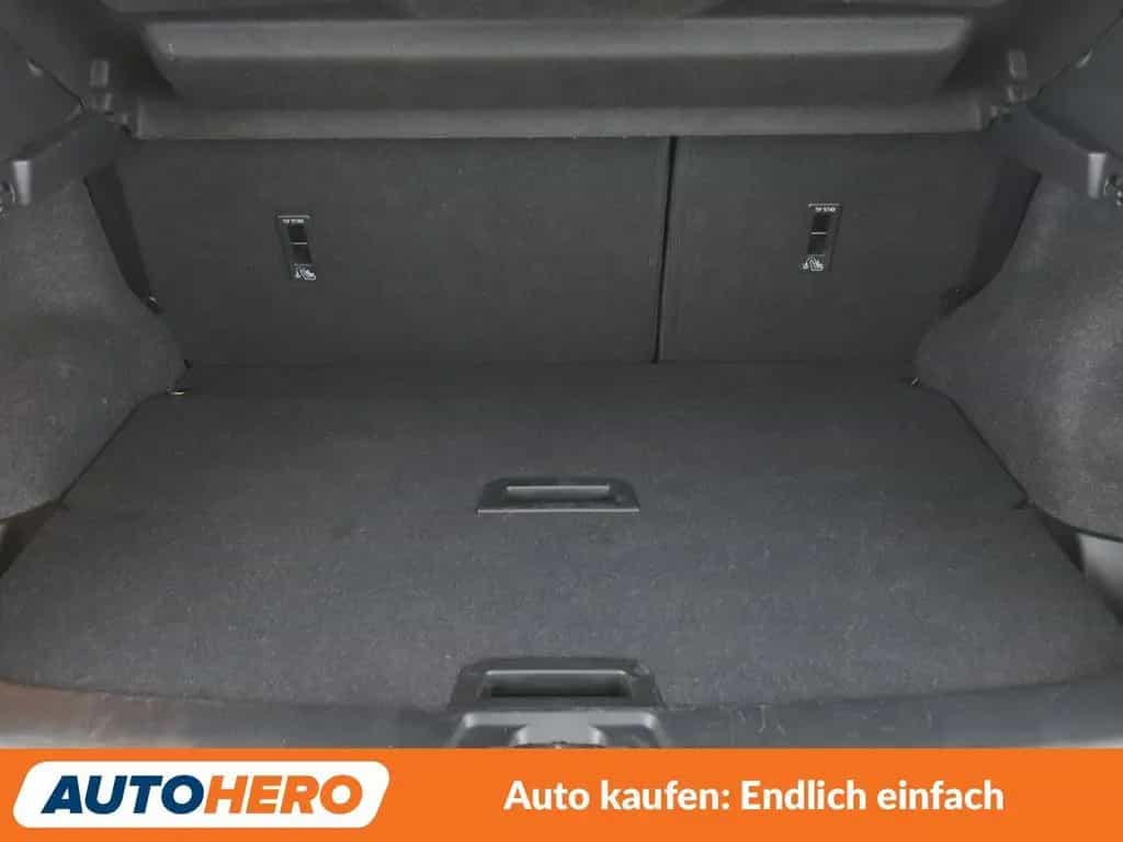 Nissan Qashqai 1.2 N-Connecta Aut*NAVI*TEMPO*360°CAM* 10/2016-photo-9