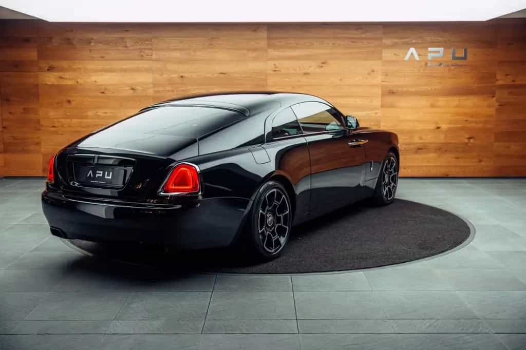 Rolls-Royce Wraith Black Badge Facelift 01/2017-photo-1