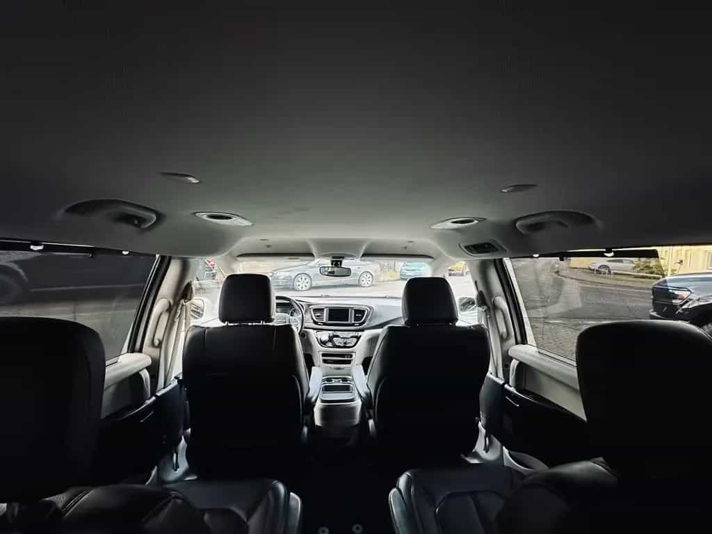 Chrysler Pacifica 3.6 V6*LEDER*PDC*KAMERA*LED*AHK*7SITZER*GARANTIE 12/2019-photo-35