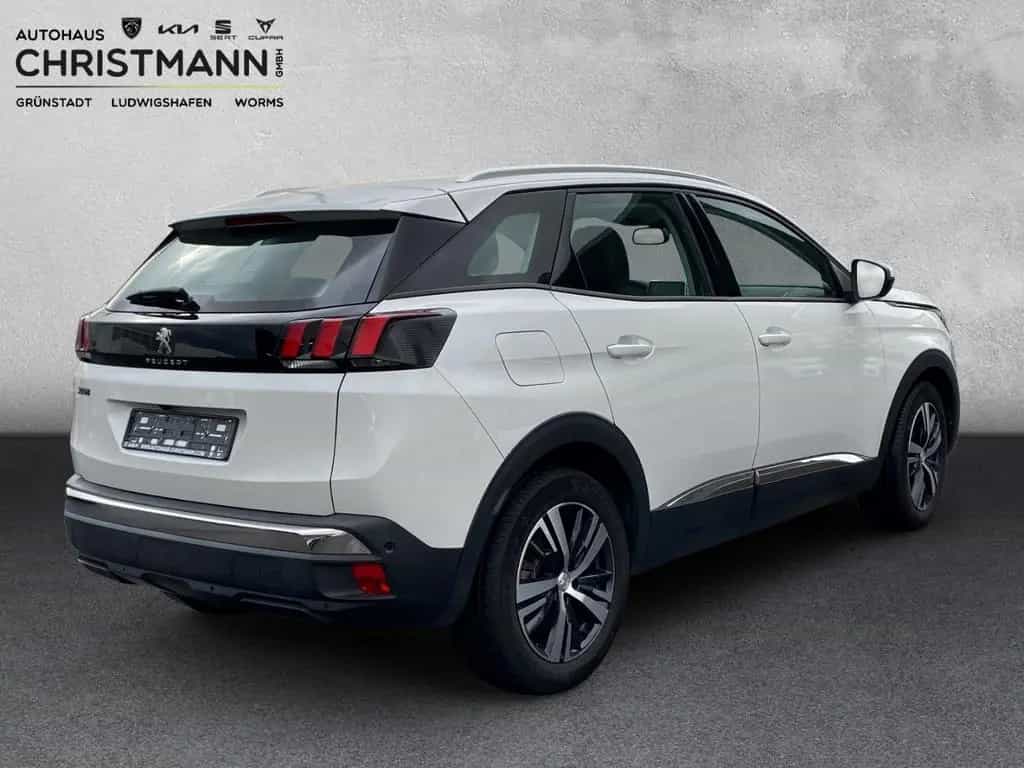 Peugeot 3008 Allure 1.2 PureTech 130 EU6d *Voll Leder*Na 10/2020-photo-4