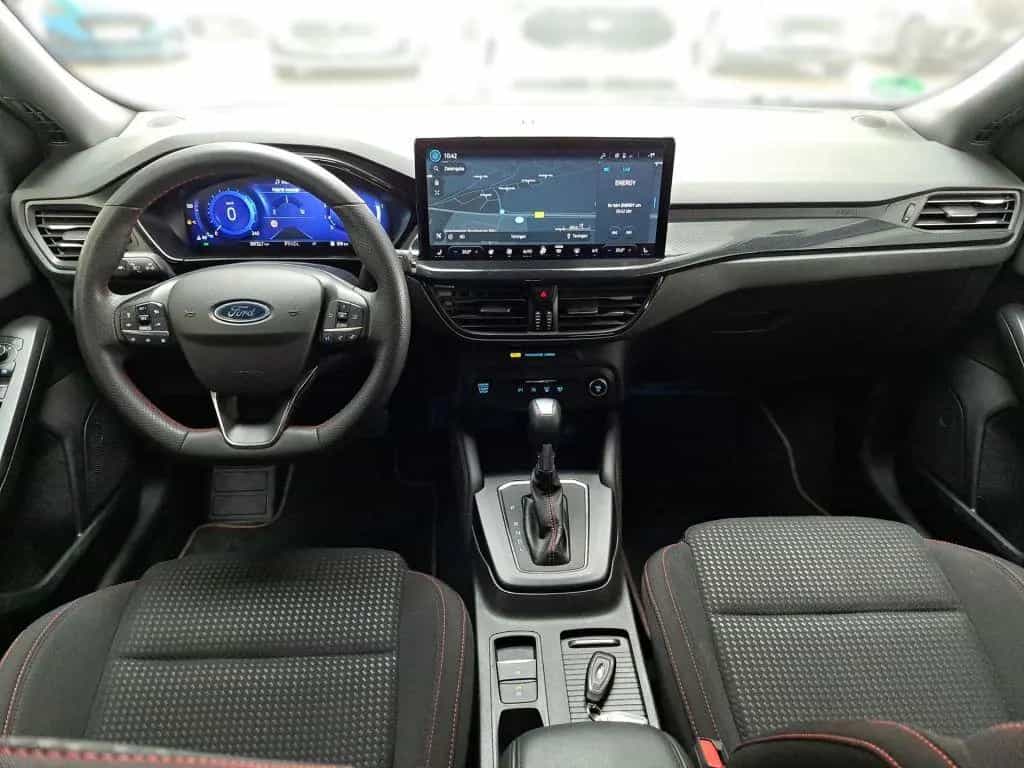 Ford Focus Turnier 1.0 EcoBoost Hybrid Aut. ST-LINE X 12/2023-photo-11
