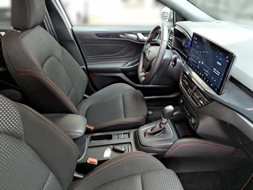 Ford Focus Turnier 1.0 EcoBoost Hybrid Aut. ST-LINE X 12/2023-photo-16