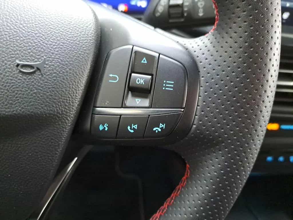 Ford Focus Turnier 1.0 EcoBoost Hybrid Aut. ST-LINE X 12/2023-photo-19