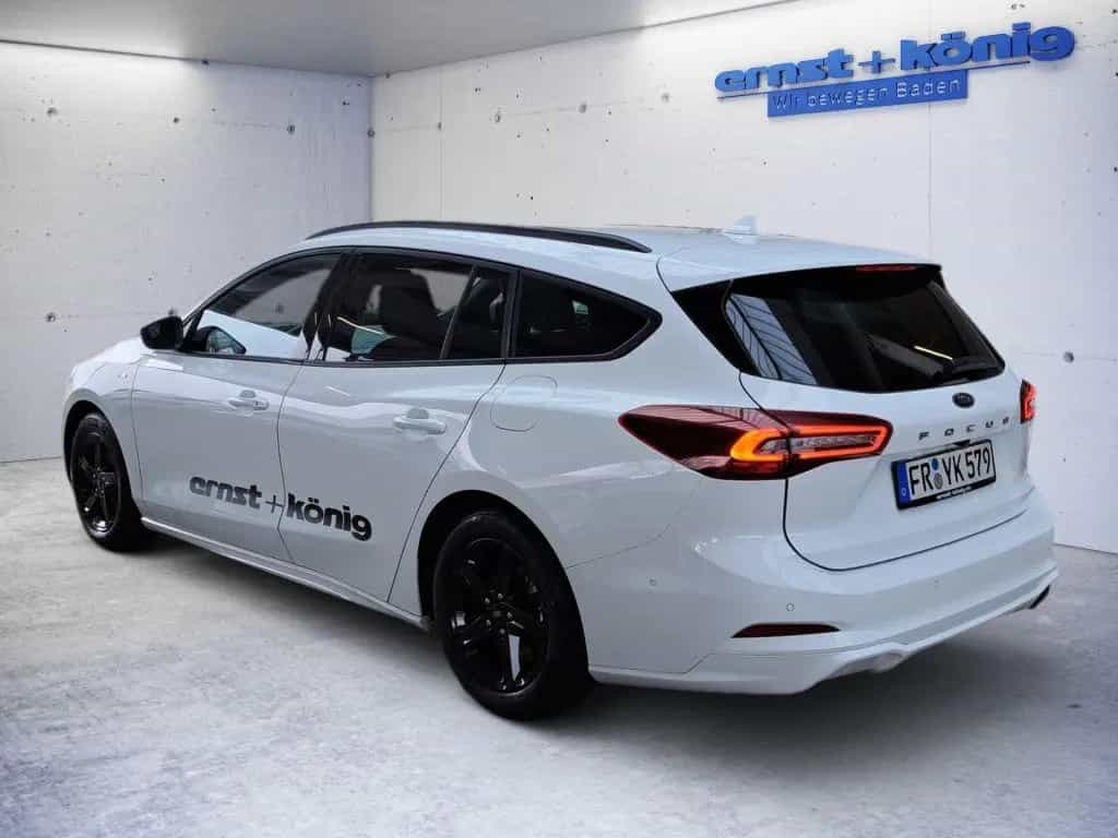 Ford Focus Turnier 1.0 EcoBoost Hybrid Aut. ST-LINE X 12/2023-photo-3