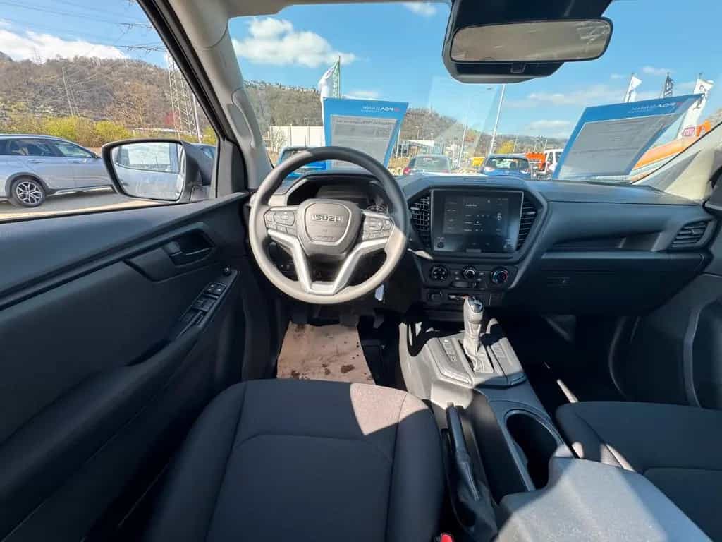 Isuzu D-Max 4x4 L A/T Double Cab null-photo-12