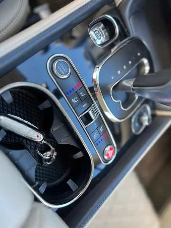 Bentley Continental GTC V8*MULLINER*FACELIFT*SHZ*SITZBEL 11/2016-photo-14