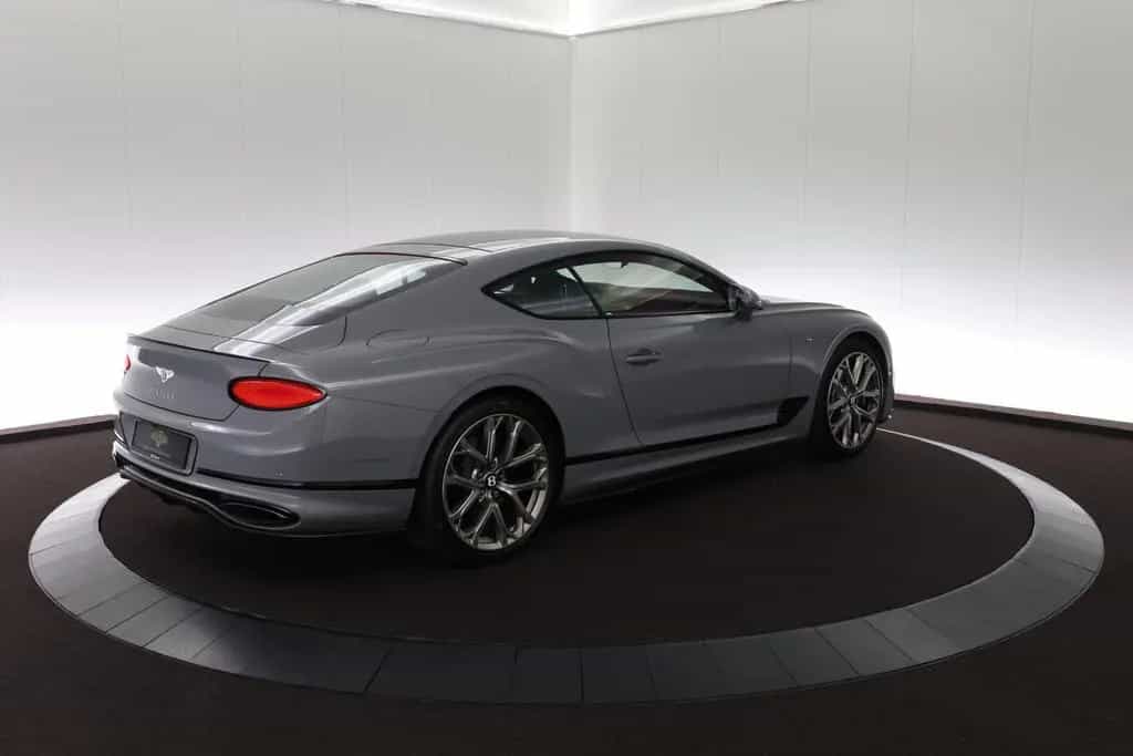 Bentley Continental GT 6.0 W12 Speed Edition 12 | 1 of 1 05/2024-photo-4