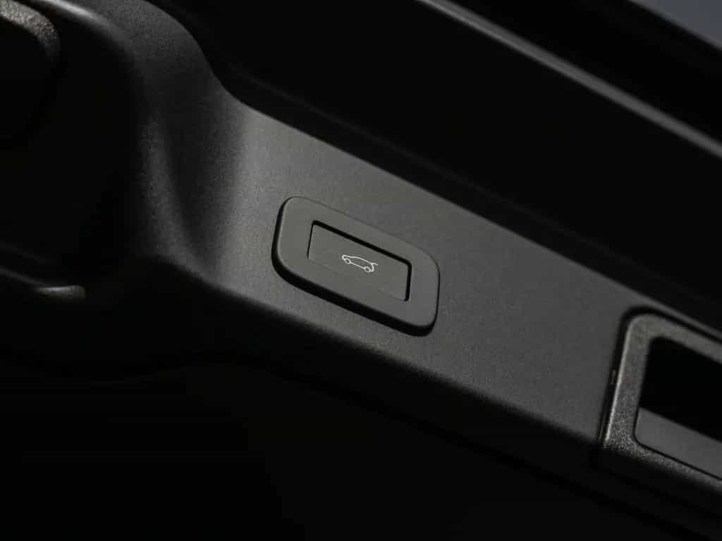 Land Rover Range Rover Rover Evoque 2.0 D165 Dynamic SE FLA Pano 12/2025-photo-17