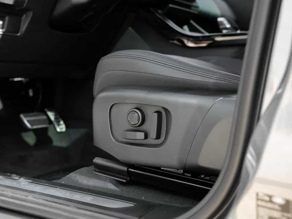 Land Rover Range Rover Rover Evoque 2.0 D165 Dynamic SE FLA Pano 12/2025-photo-22