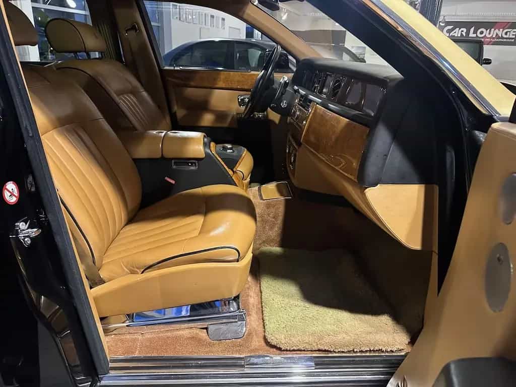 Rolls-Royce Phantom Dubai Bespoke Edt.|Two Tone|Power Close 01/2006-photo-15
