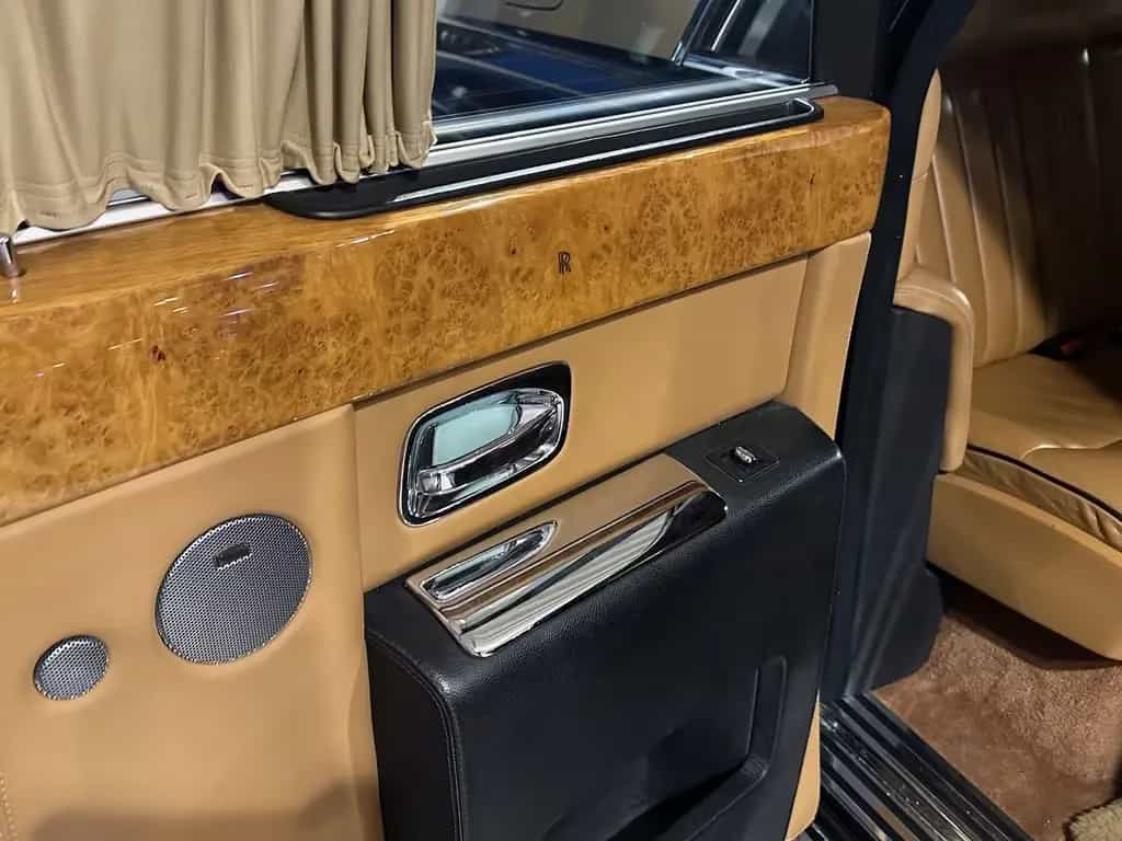 Rolls-Royce Phantom Dubai Bespoke Edt.|Two Tone|Power Close 01/2006-photo-20