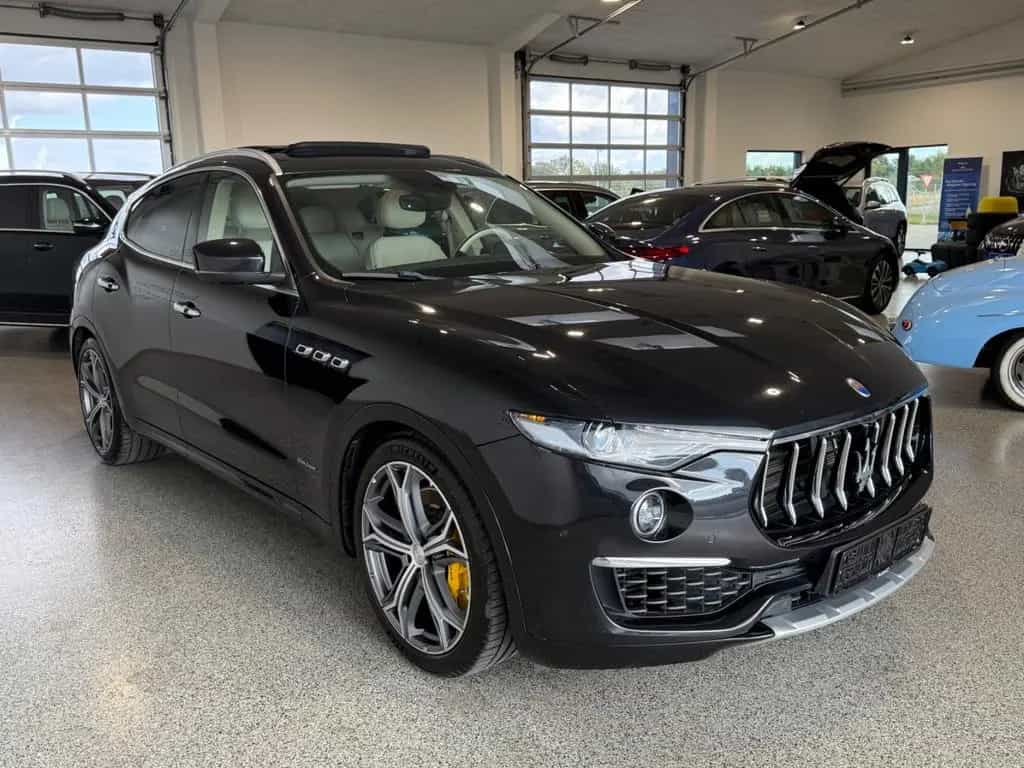 Maserati Levante S GranLusso SQ4 MEGA VOLL Facelift 4x4 08/2018-photo-5
