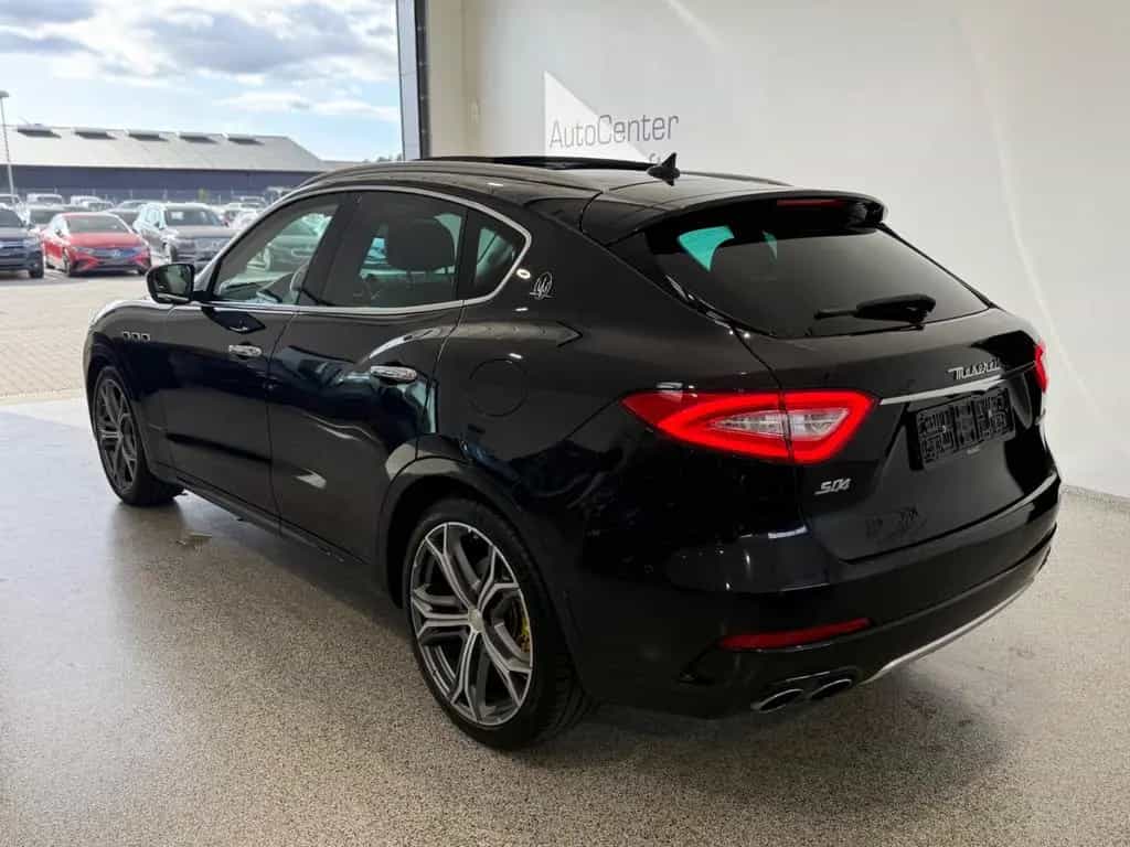 Maserati Levante S GranLusso SQ4 MEGA VOLL Facelift 4x4 08/2018-photo-9